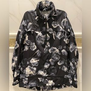 EUC lululemon Miss Misty Pullover sz 6